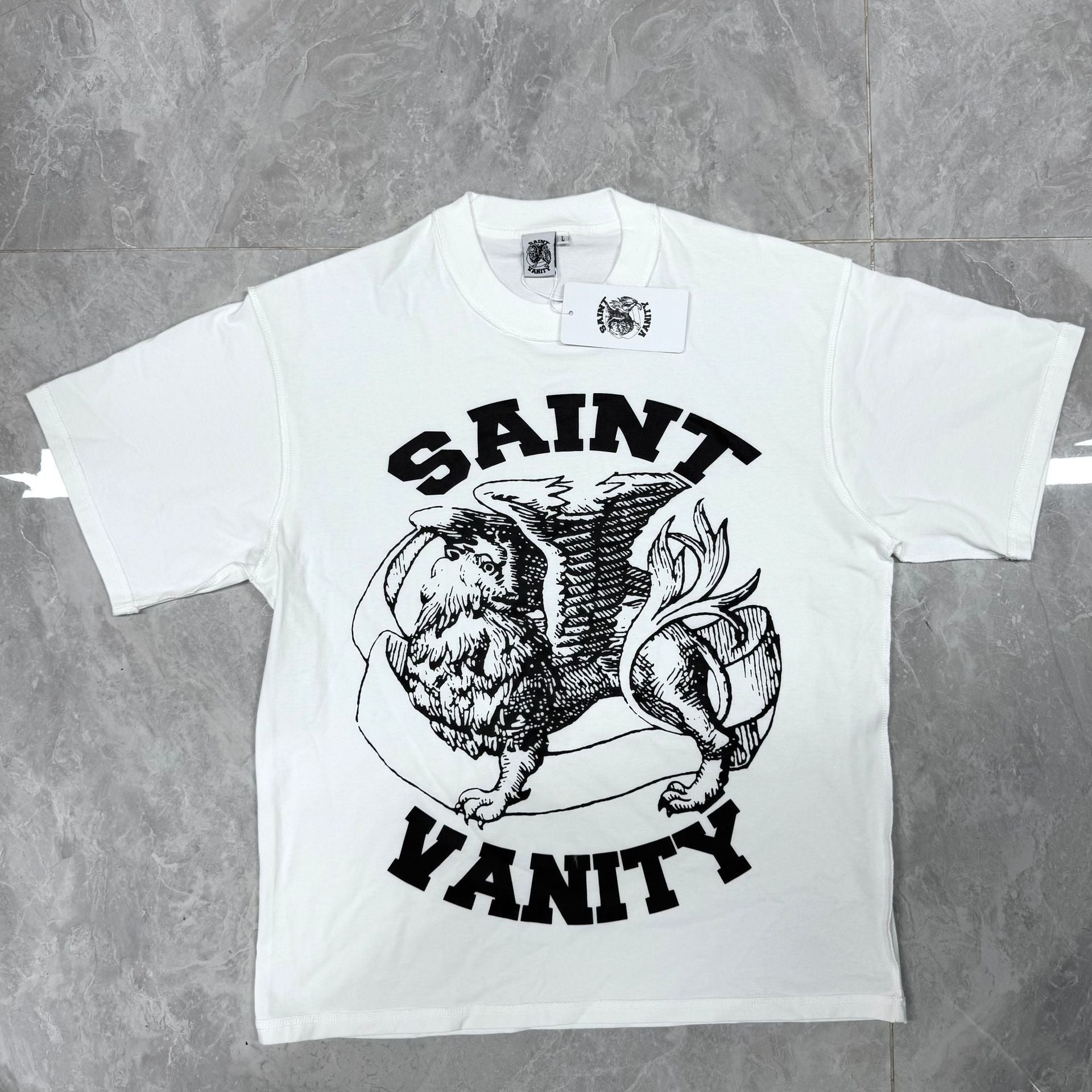 SAINT VANITY