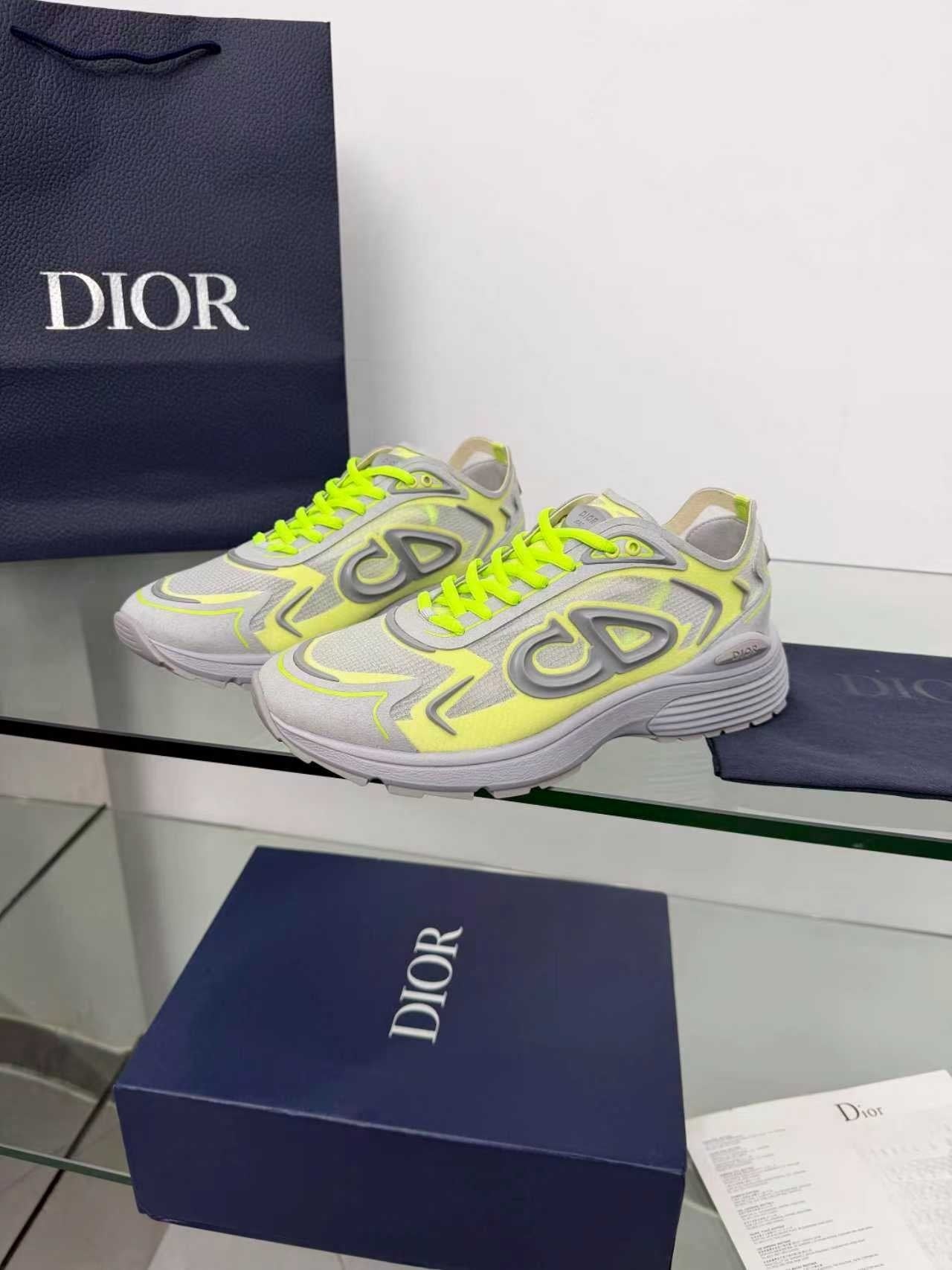 DIOR