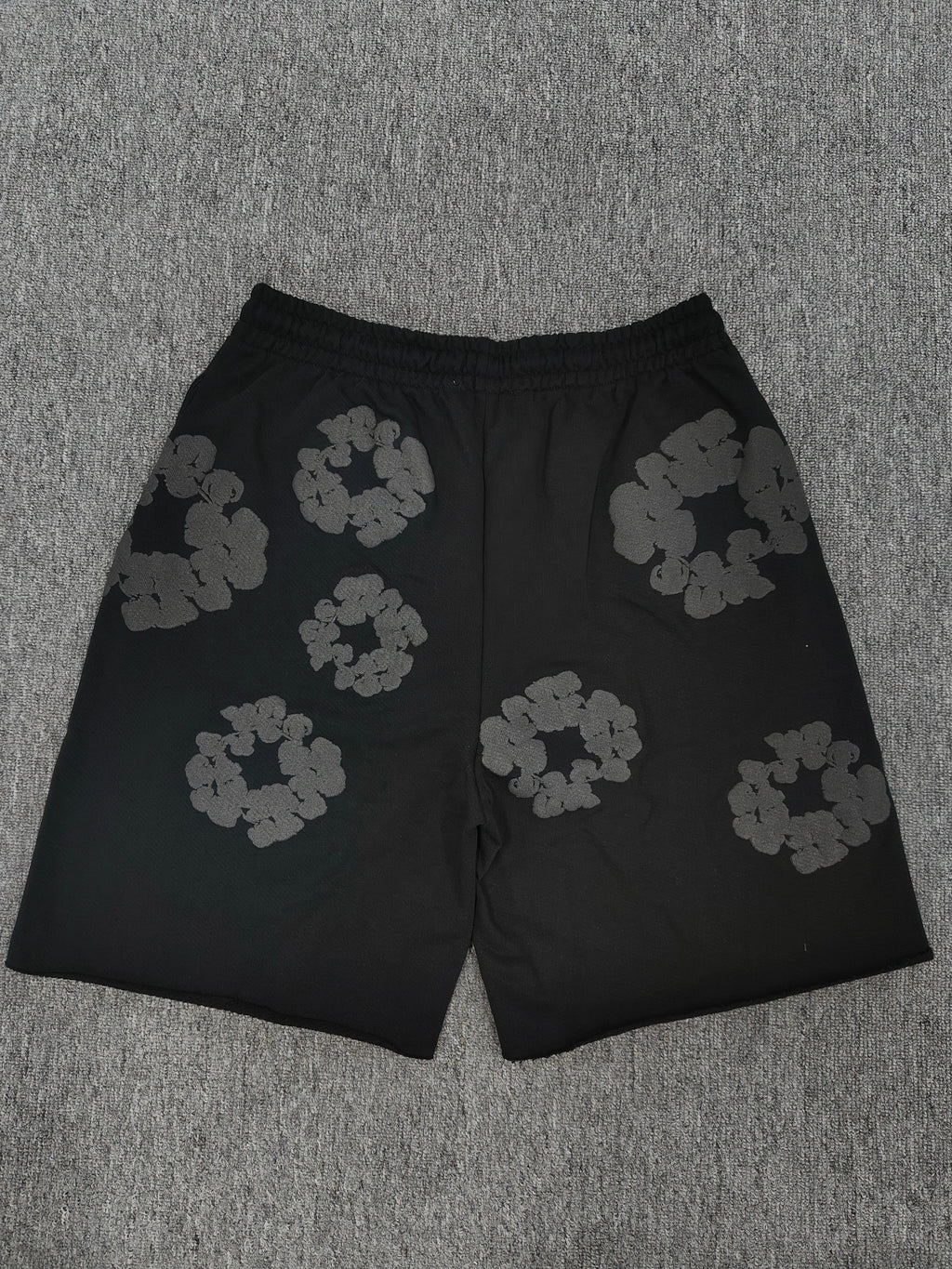 DENIM SHORTS (BLACK PRINT)