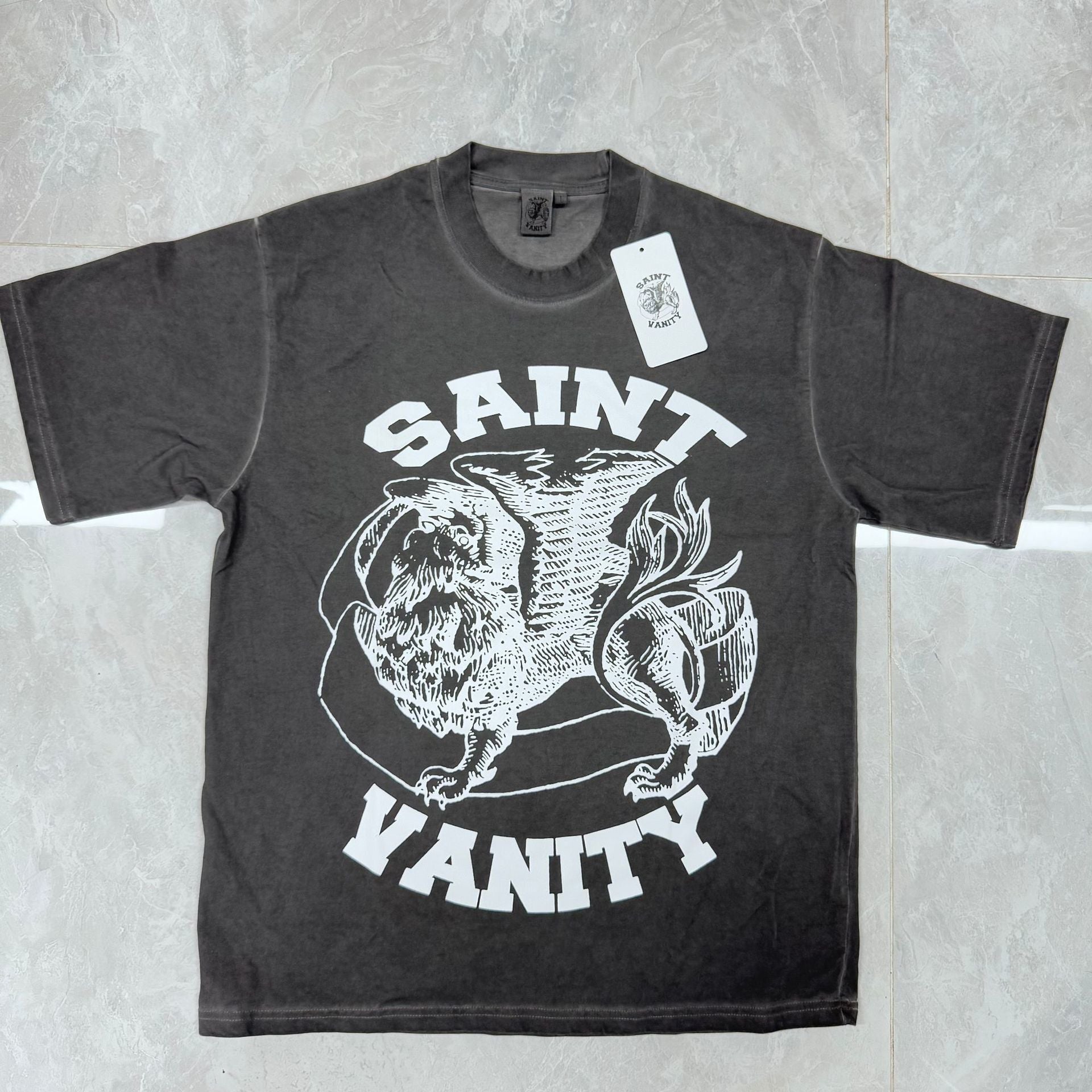 SAINT VANITY