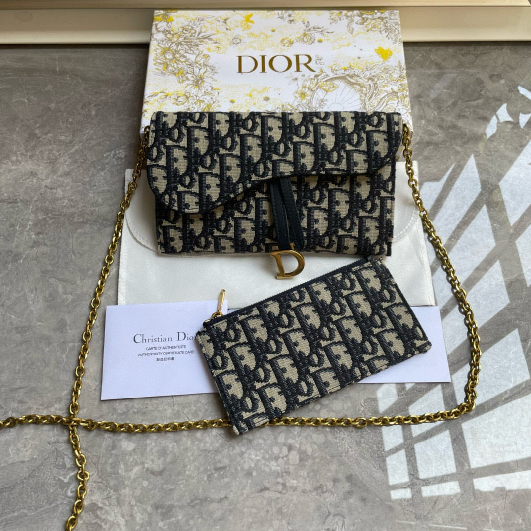 DIOR
