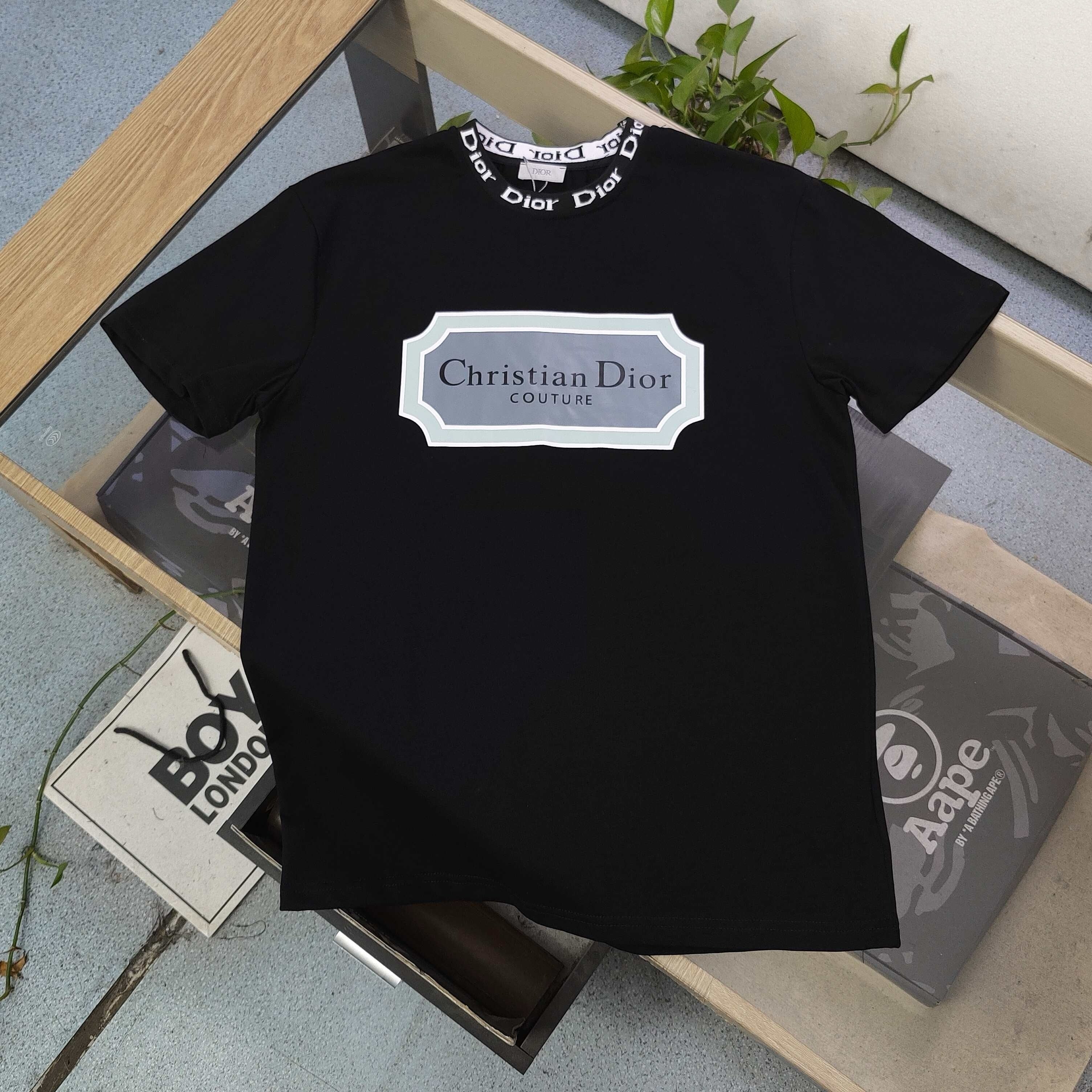 DIOR