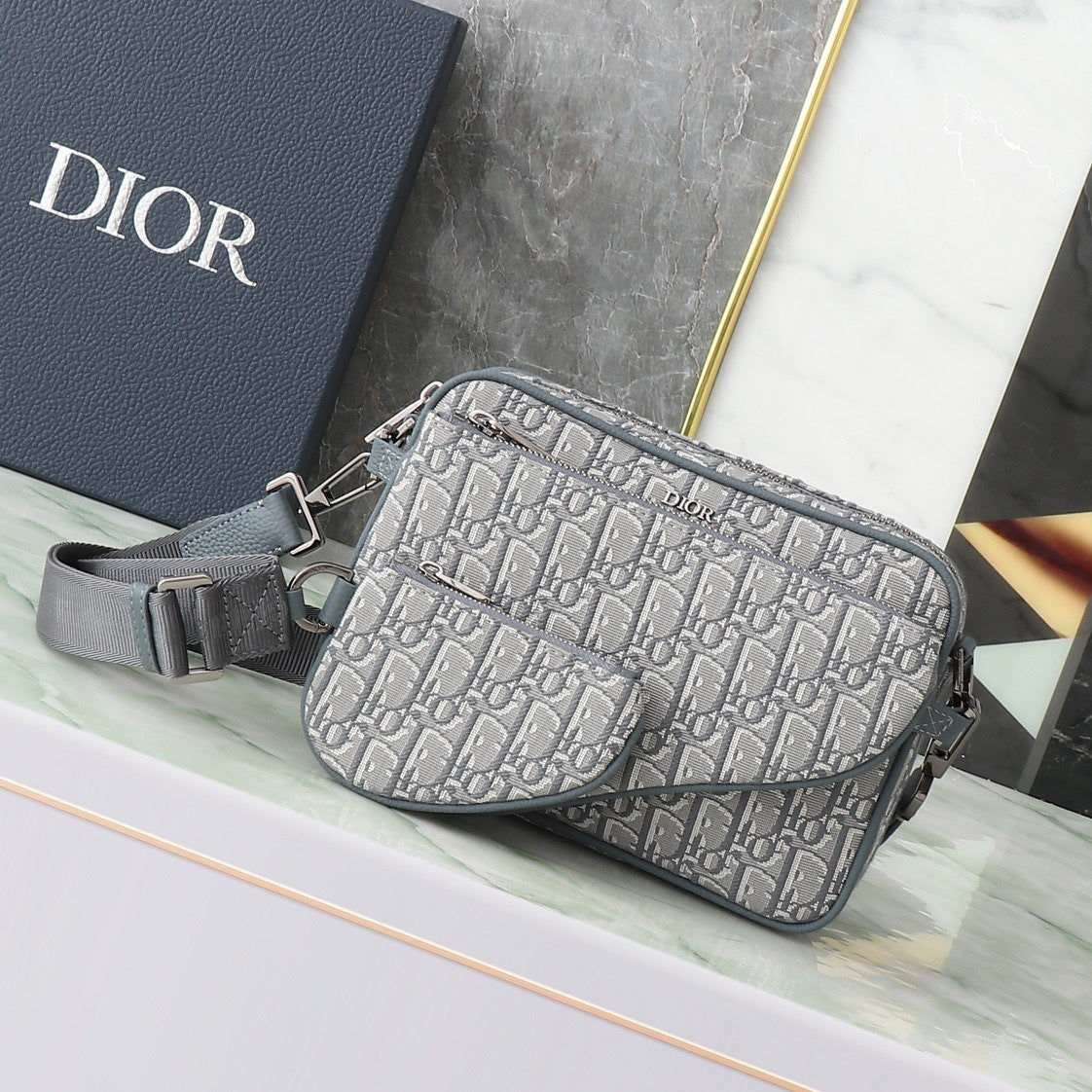 DIOR