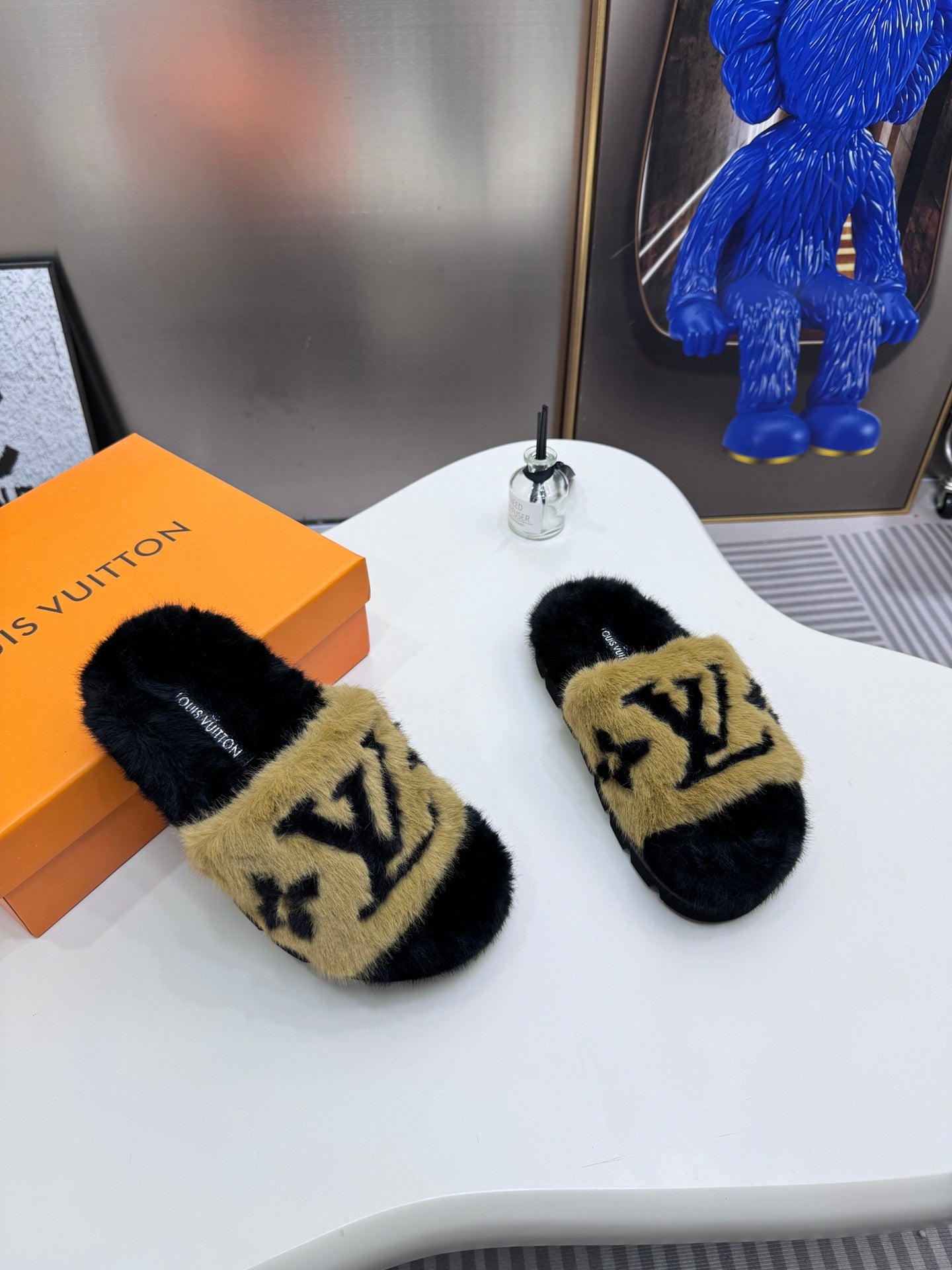 LV