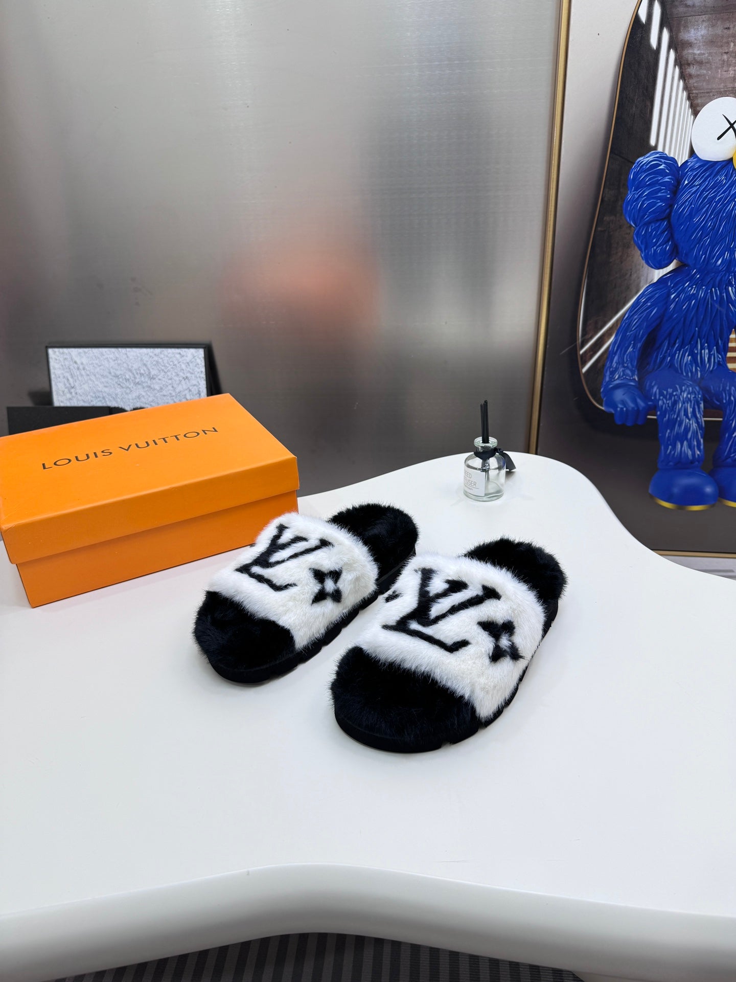 LV