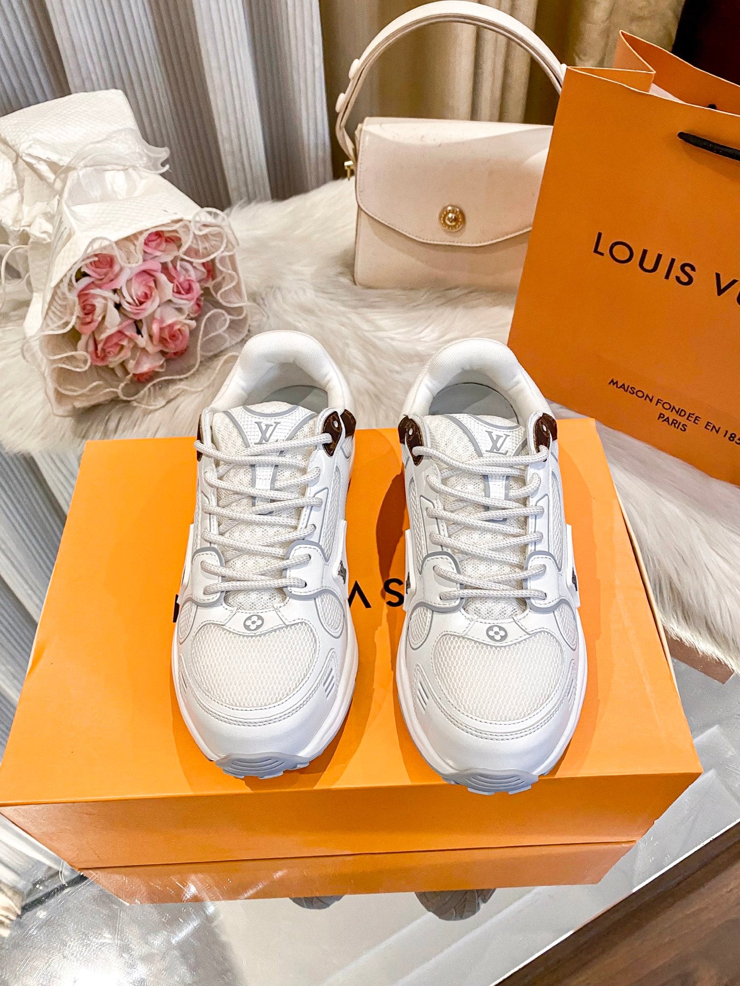 LV