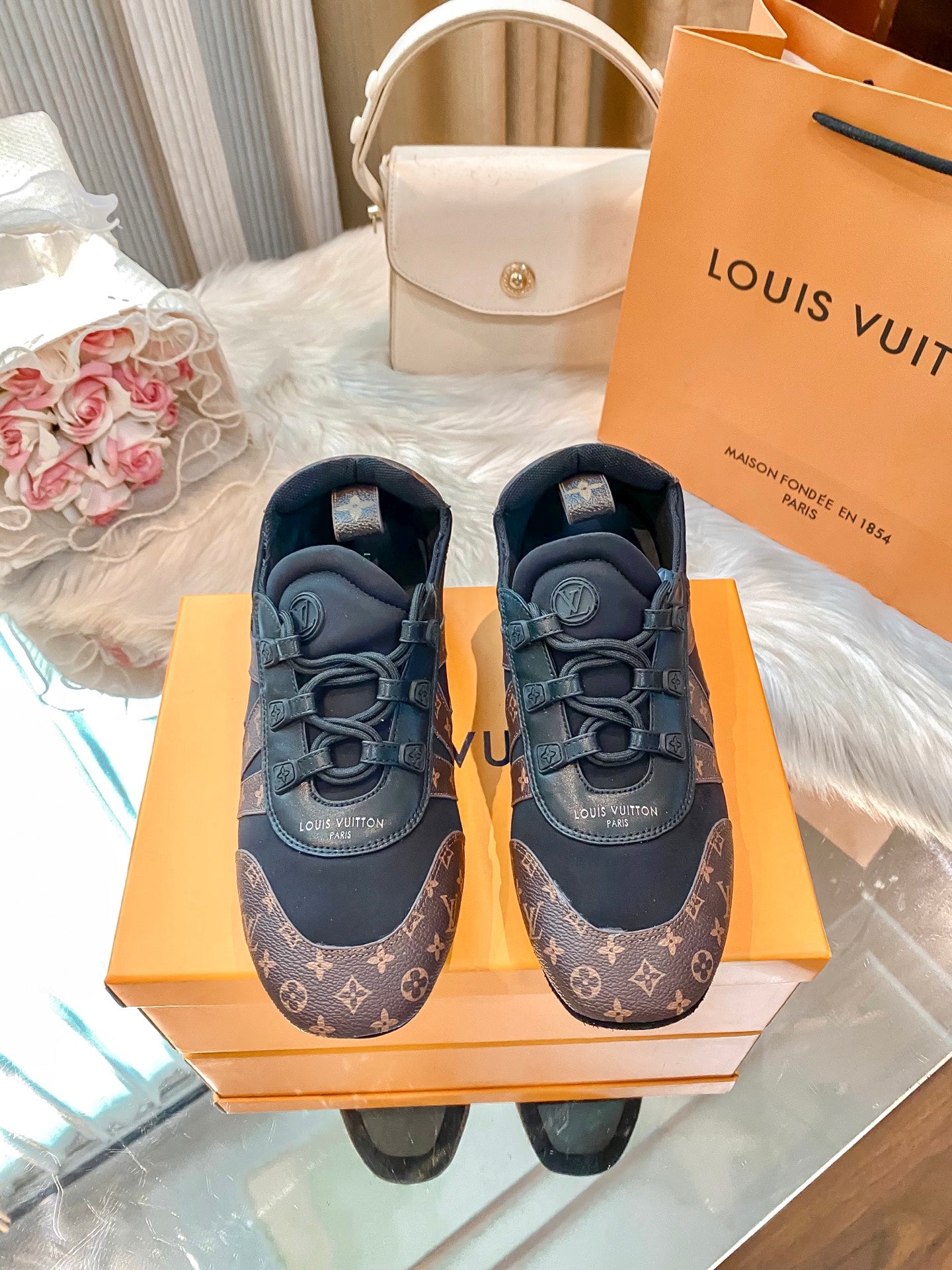 LV