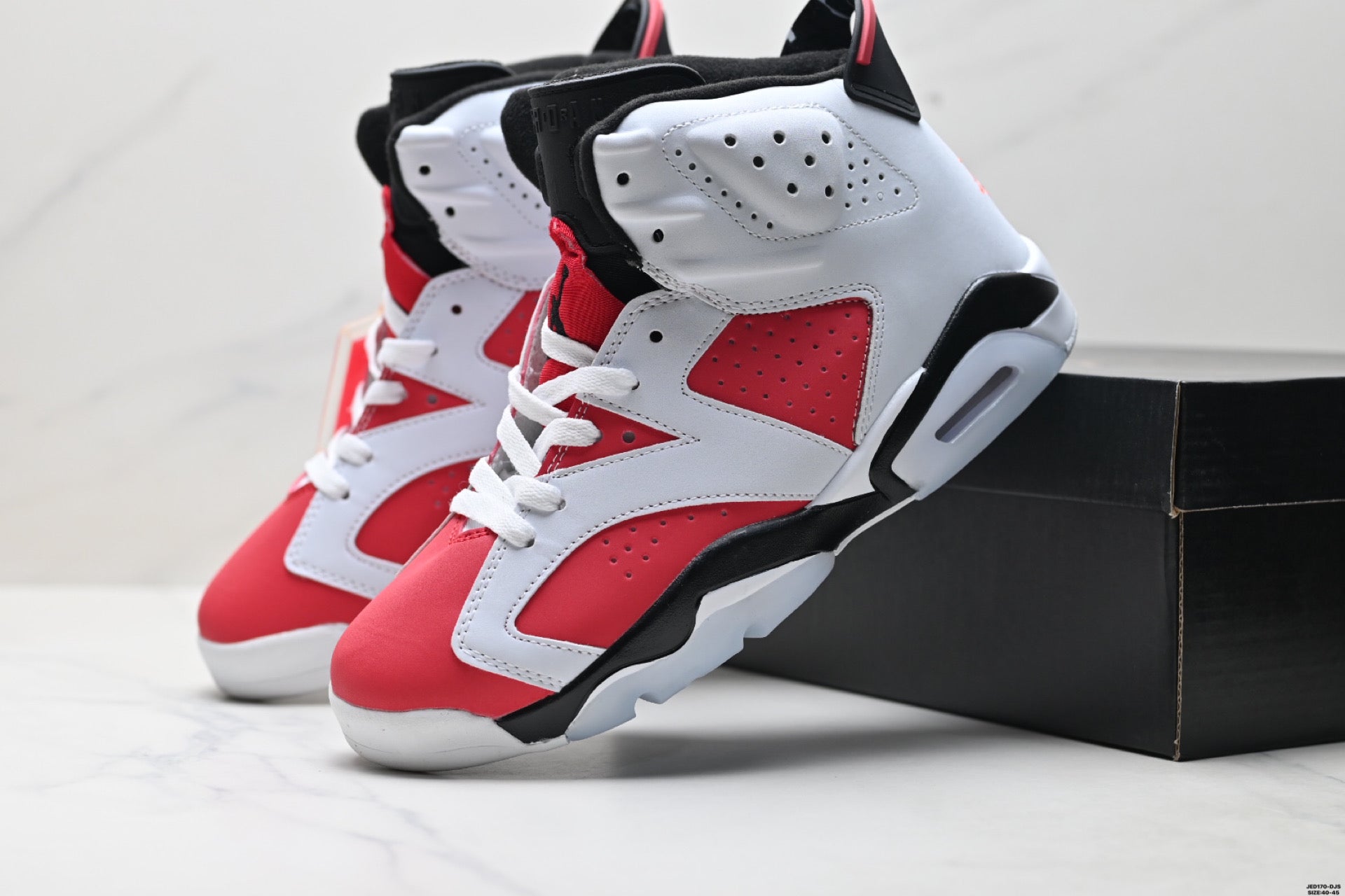 AIR JORDAN