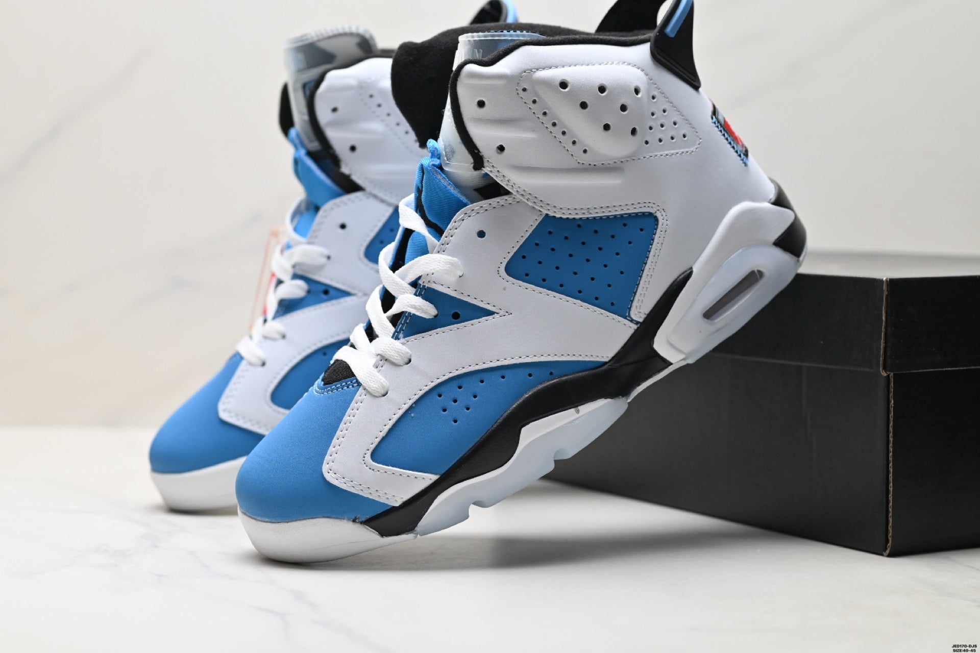 AIR JORDAN