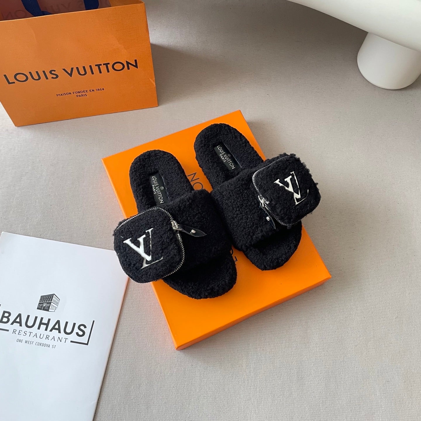 LV