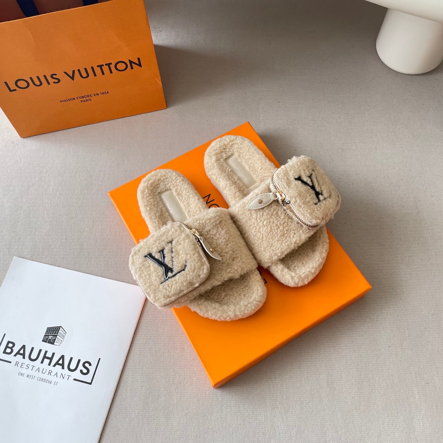 LV