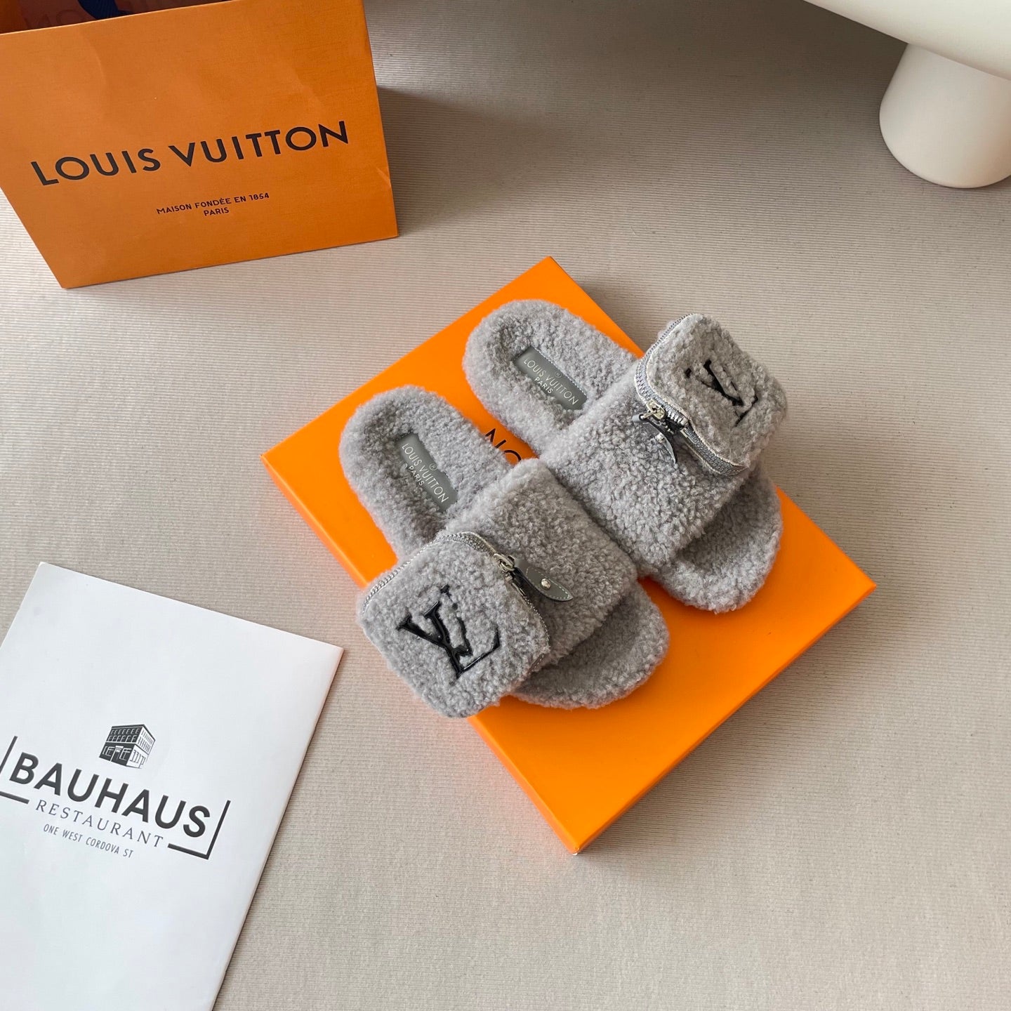 LV