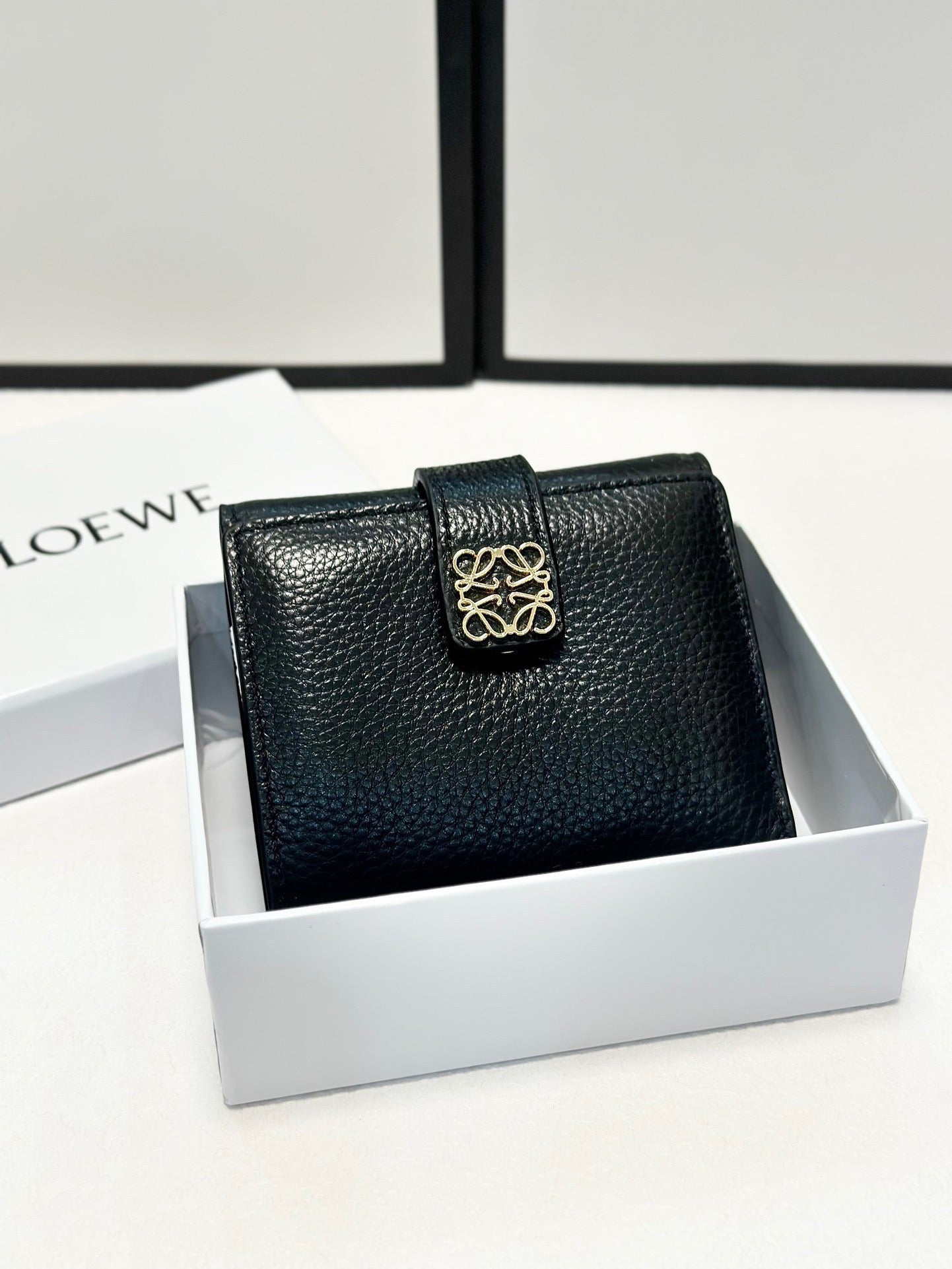 LOEWE