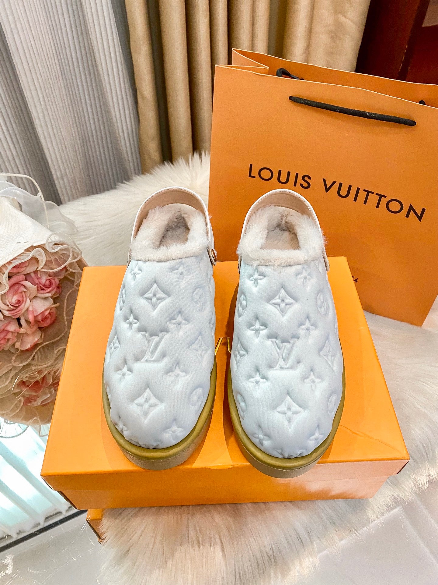 LV