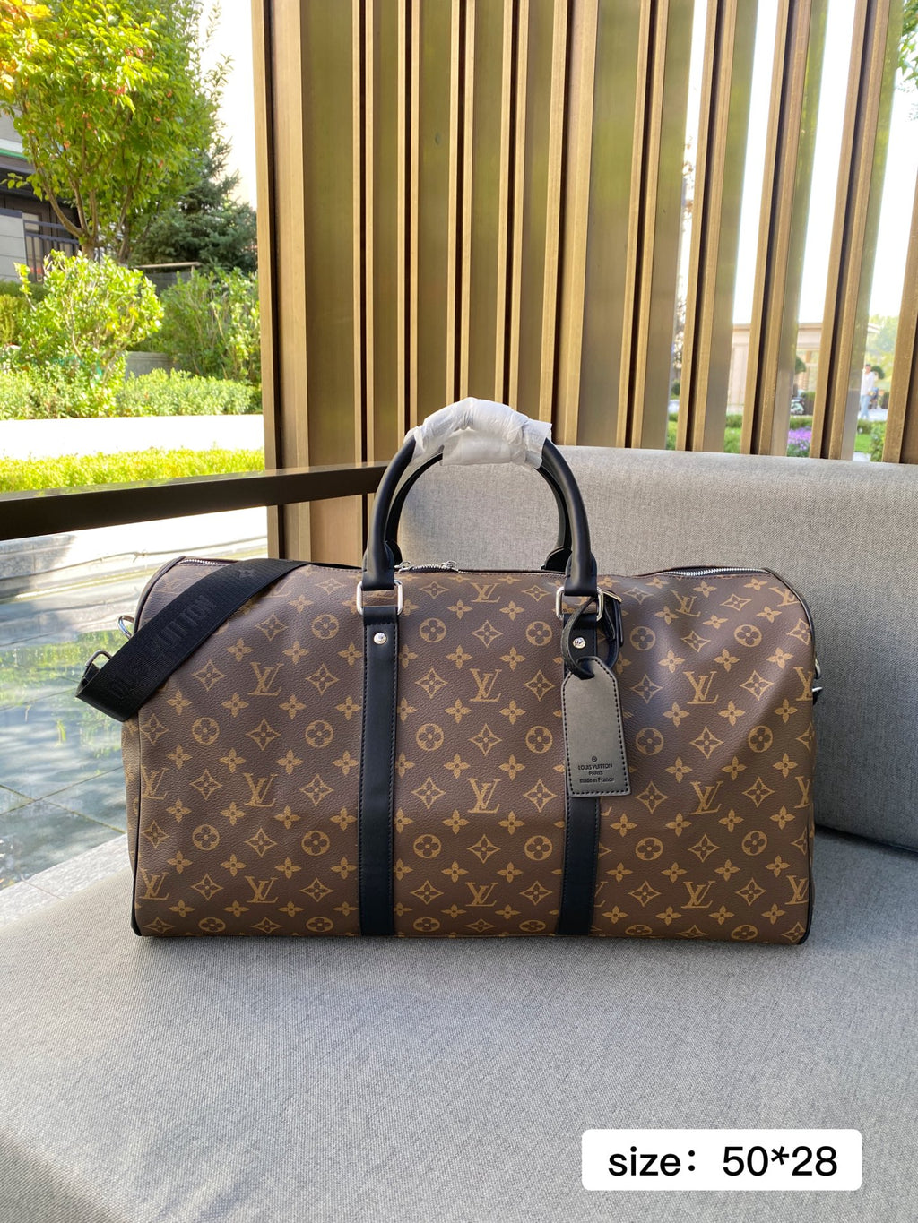 Louis Vuitton Keepall Bandoulière 50