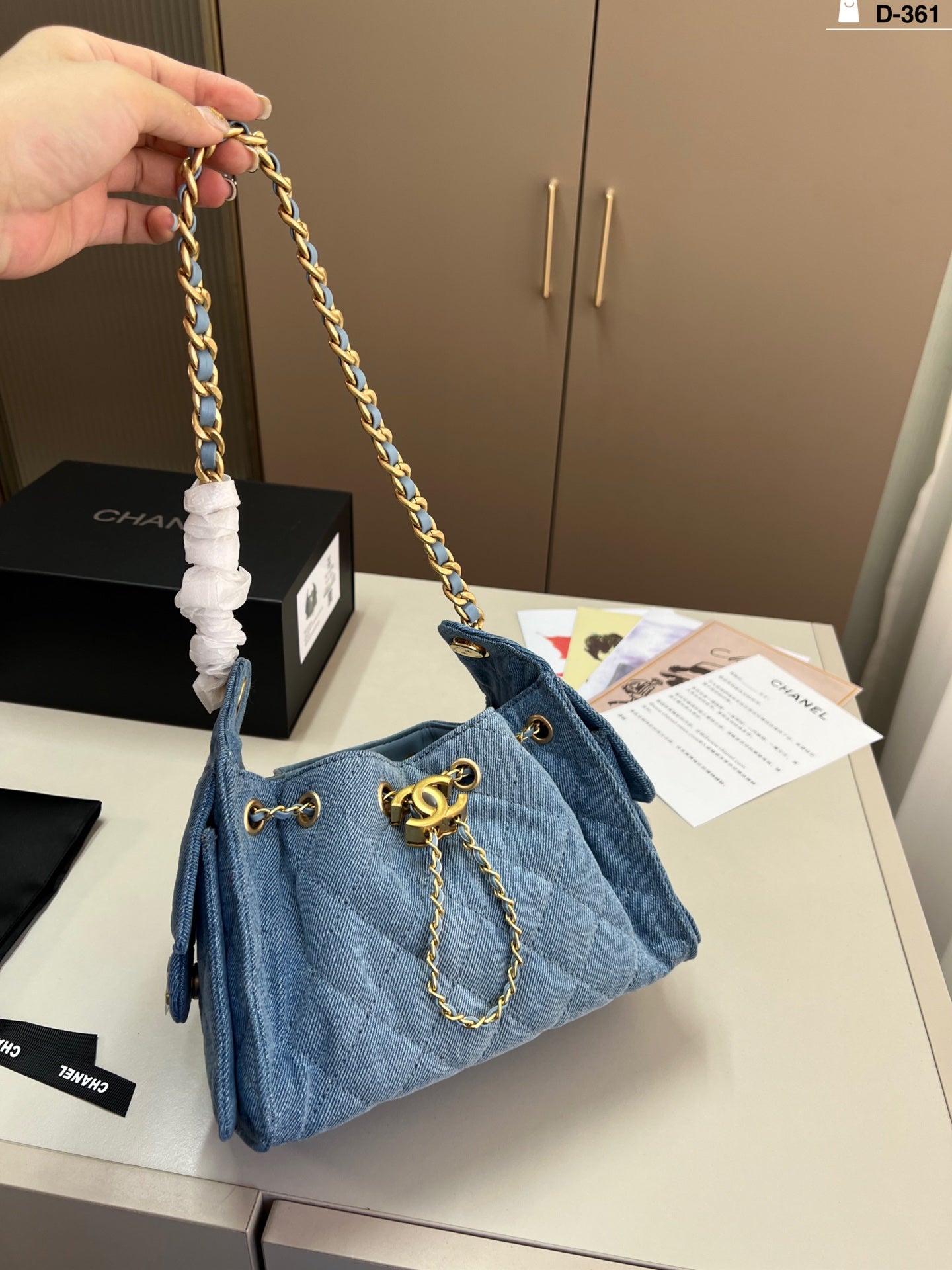 e Chanel Drawstring Bucket Bag