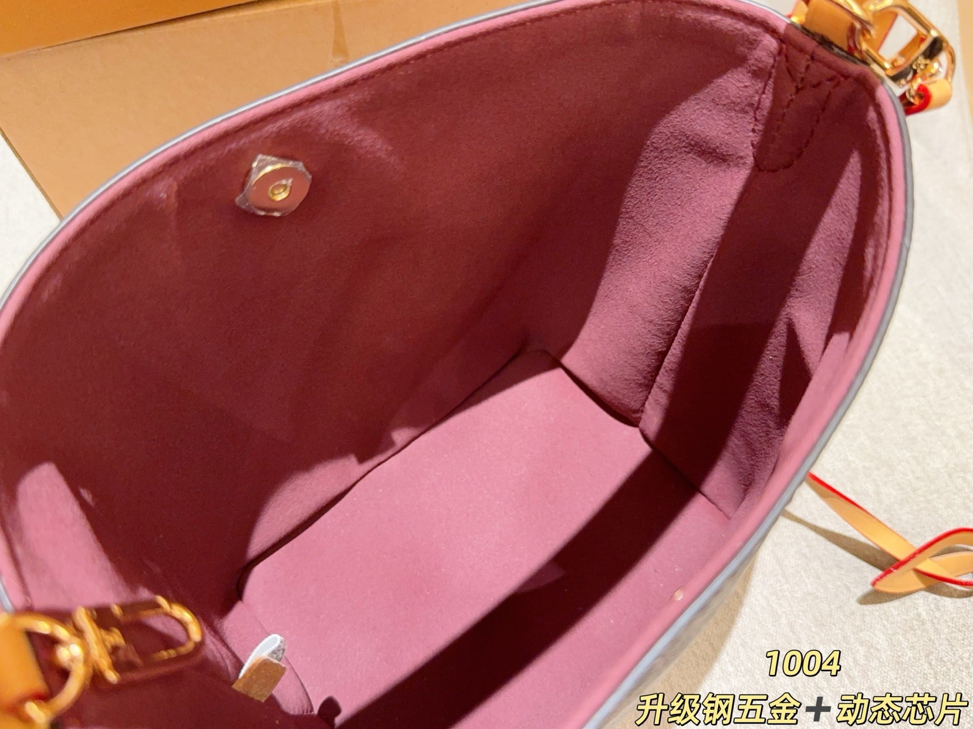 Louis Vuitton NeoNoé BB Bucket Bag