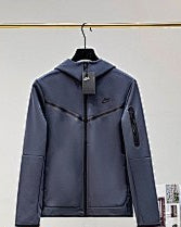 Nike – Cement Grey Windbreaker Jacket