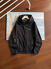 Nike – Black Windbreaker Jacket